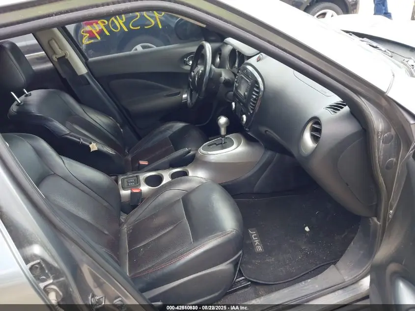2011 NISSAN JUKE SL