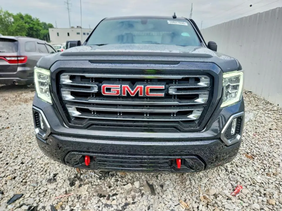 2021 GMC SIERRA K1500 AT4  