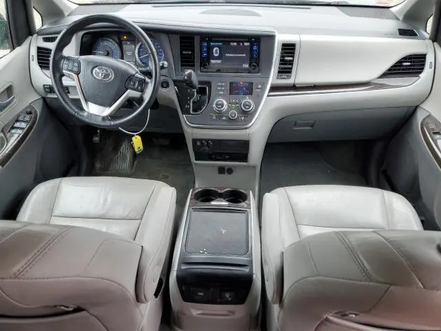 2015 TOYOTA SIENNA XLE  