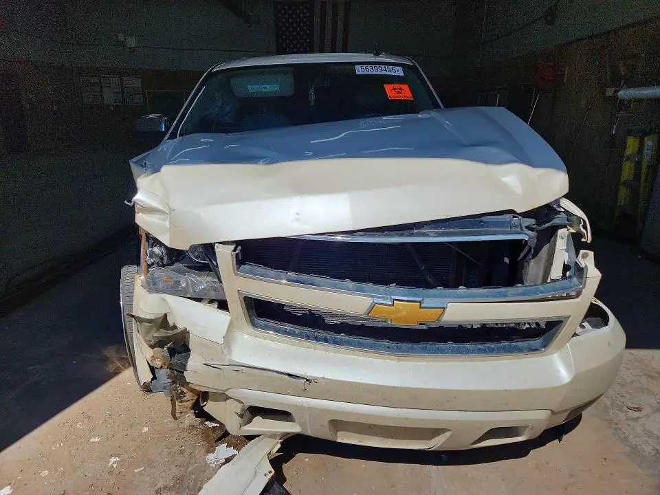 2013 CHEVROLET SUBURBAN K1500 LTZ  