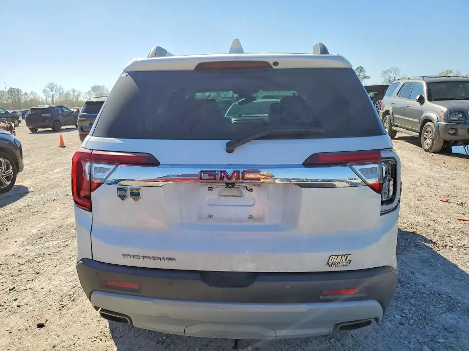2020 GMC ACADIA SLT  