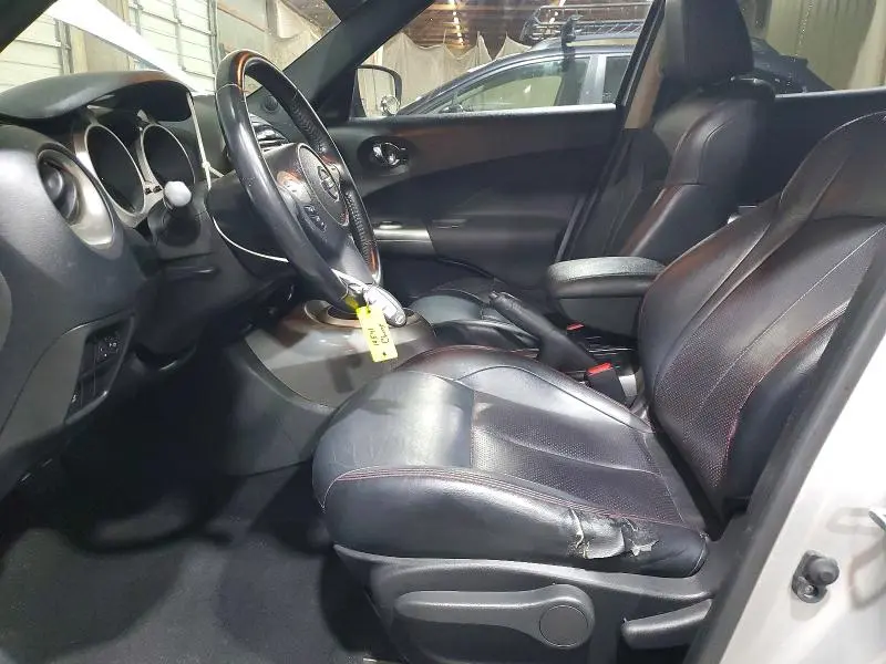 2016 NISSAN JUKE SL  
