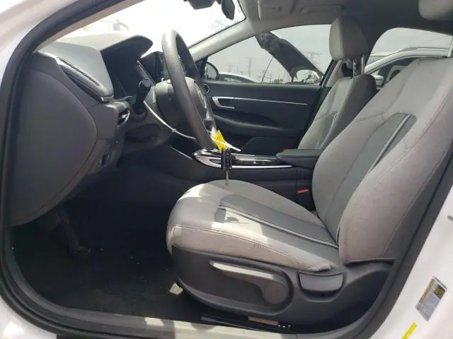 2020 HYUNDAI SONATA SE  