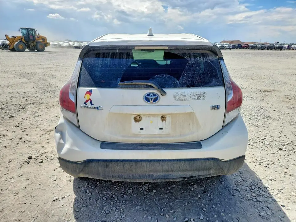 2017 TOYOTA PRIUS C TWO  