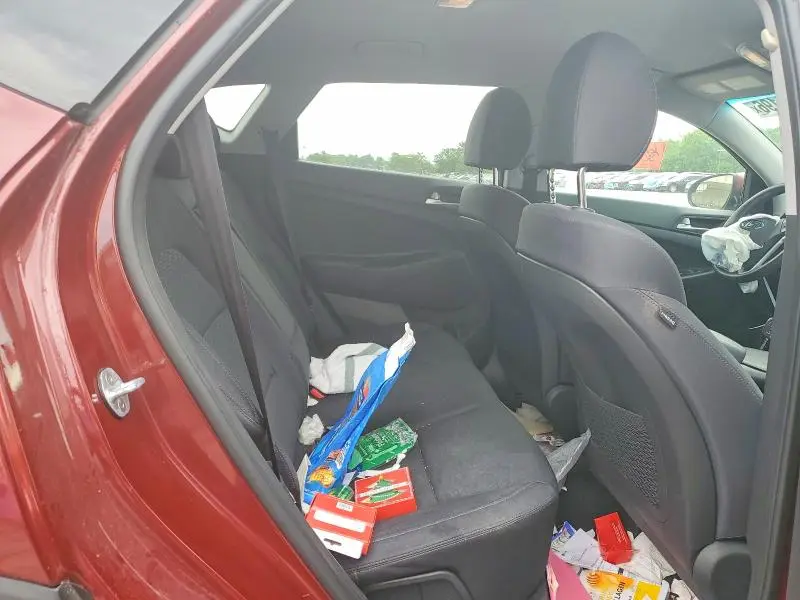 2019 HYUNDAI TUCSON SE  