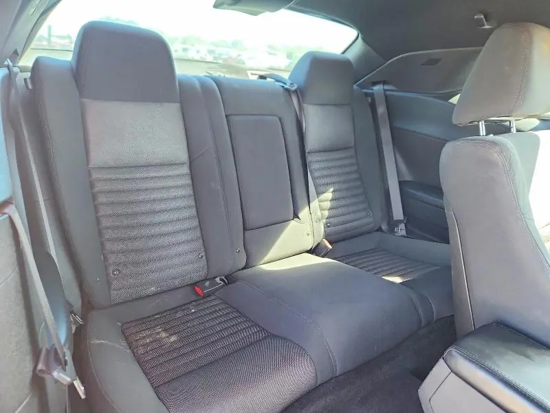 2012 DODGE CHALLENGER SXT  