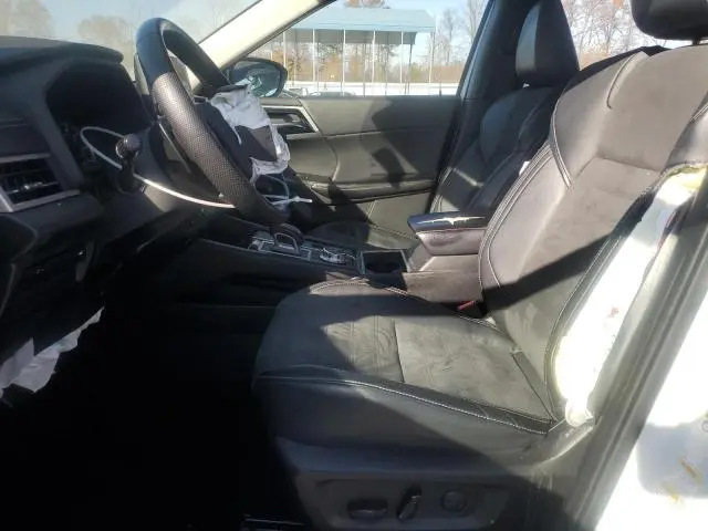 2022 MITSUBISHI OUTLANDER SE  