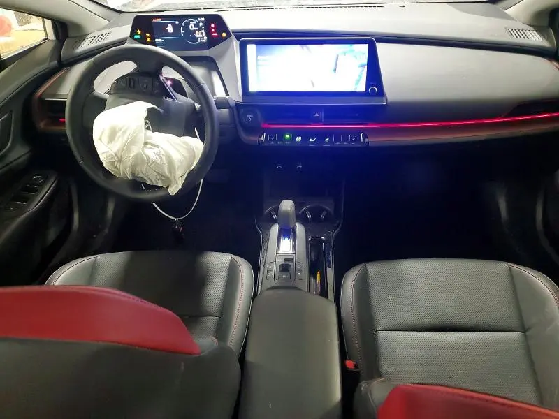 2024 TOYOTA PRIUS PRIME SE  