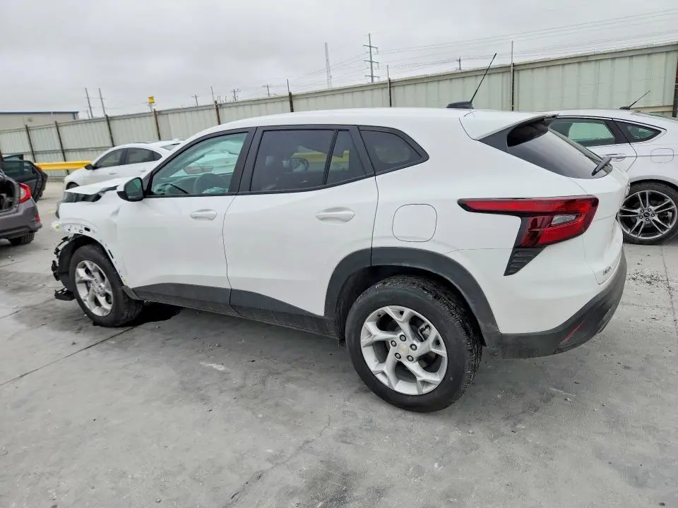 2026 CHEVROLET TRAX LS  
