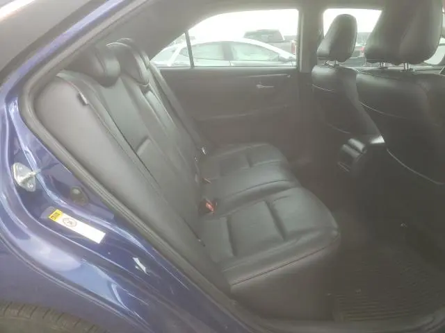 2015 TOYOTA CAMRY LE  
