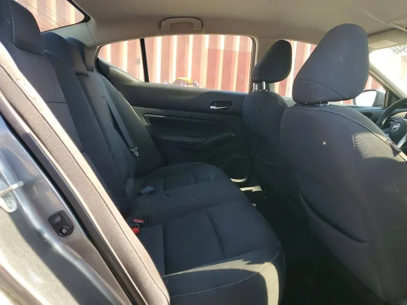 2019 NISSAN ALTIMA S  