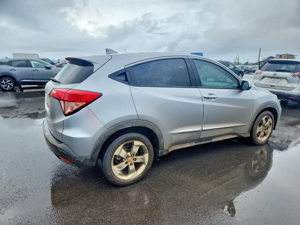 2017 HONDA HR-V LX  
