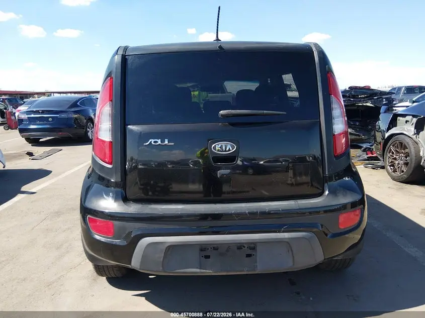 2012 KIA SOUL +