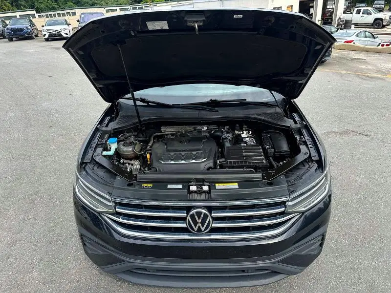 2023 VOLKSWAGEN TIGUAN SE  
