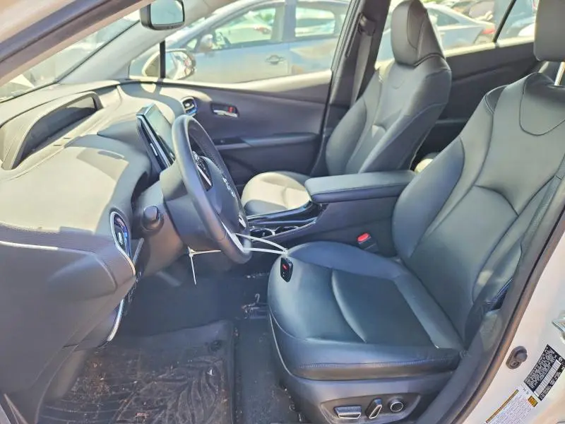 2018 TOYOTA PRIUS FOUR TOURING  