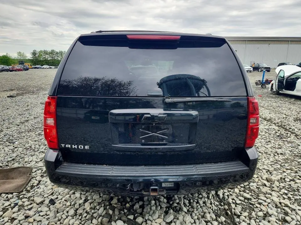 2011 CHEVROLET TAHOE K1500 LT  