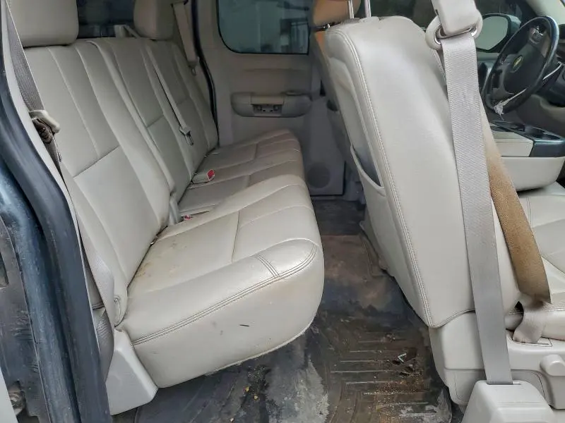 2011 CHEVROLET SILVERADO K1500 LT  