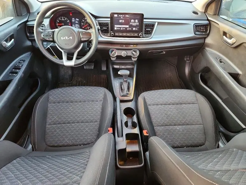 2022 KIA RIO LX  