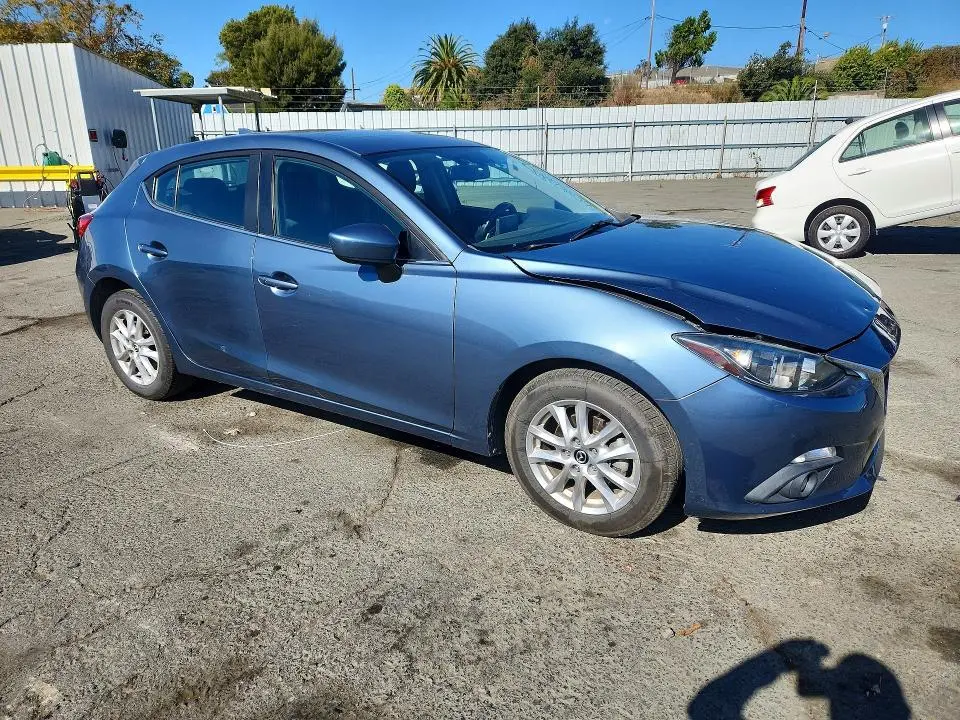 2016 MAZDA 3   