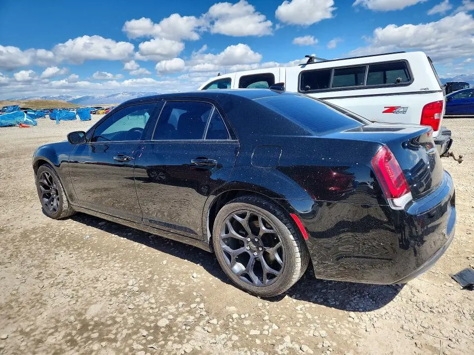 2019 CHRYSLER 300 S  