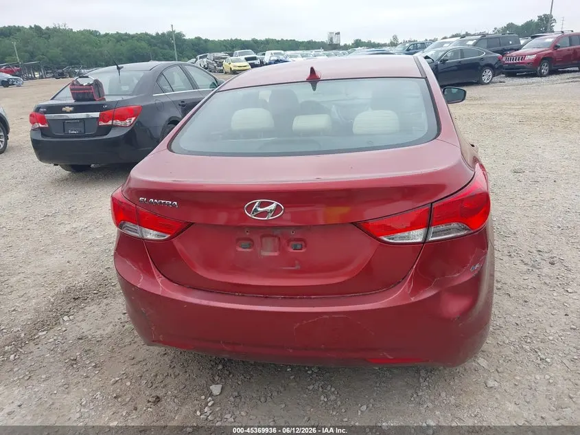 2013 HYUNDAI ELANTRA GLS
