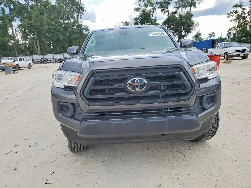 2022 TOYOTA TACOMA SR V6  