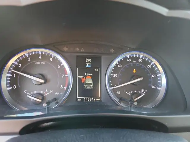 2014 TOYOTA HIGHLANDER XLE  