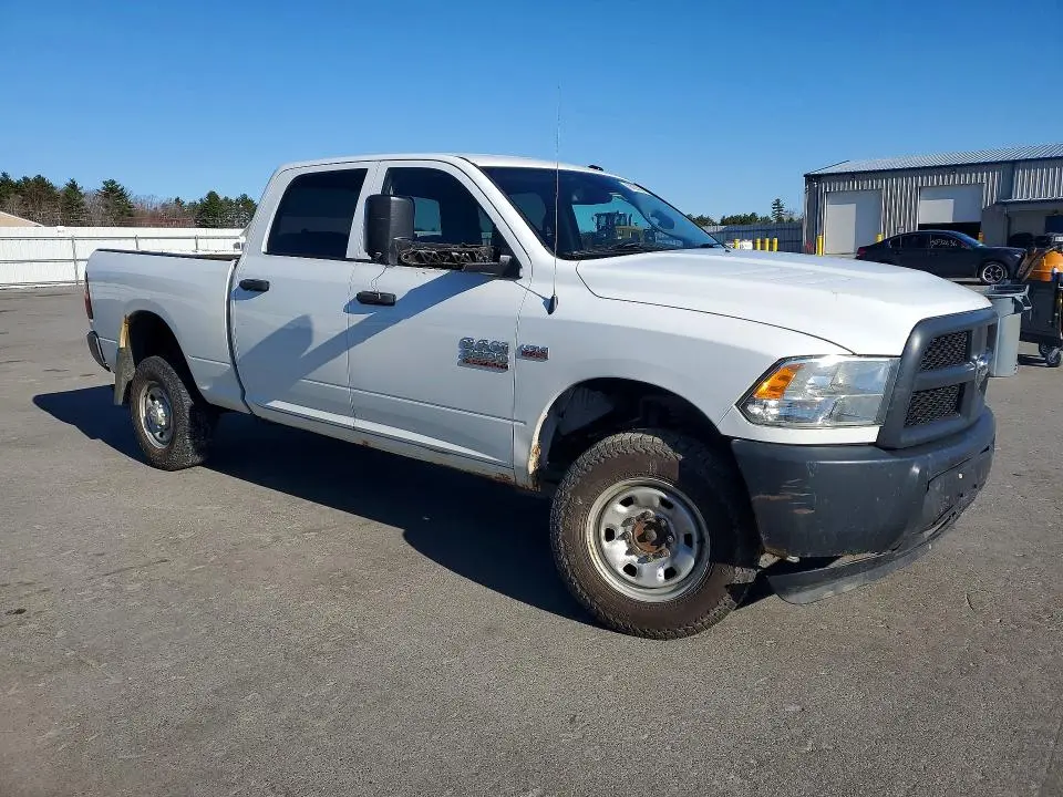 2015 RAM 2500 ST  