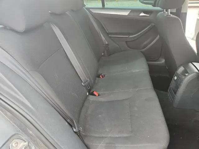 2015 VOLKSWAGEN JETTA SE  