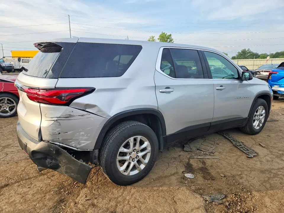 2022 CHEVROLET TRAVERSE LS  