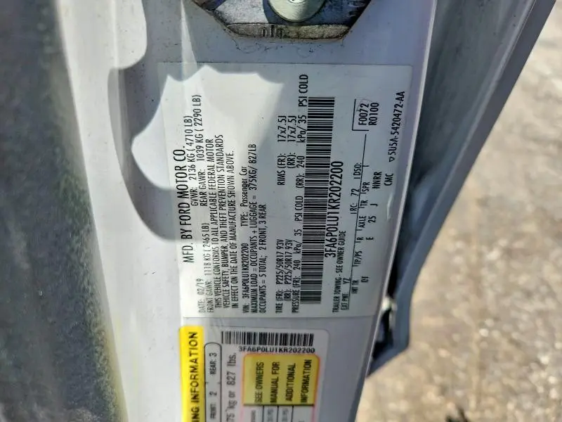 2019 FORD FUSION SE  