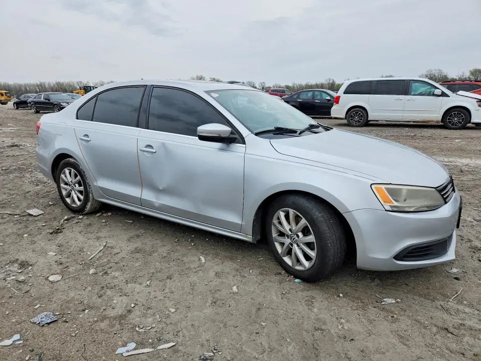 2014 VOLKSWAGEN JETTA SE  