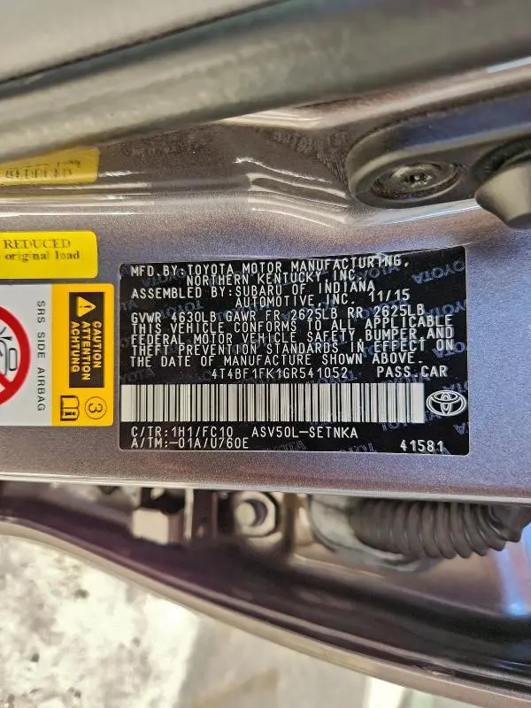 2016 TOYOTA CAMRY LE  