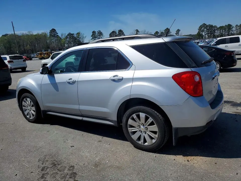 2010 CHEVROLET EQUINOX LT  