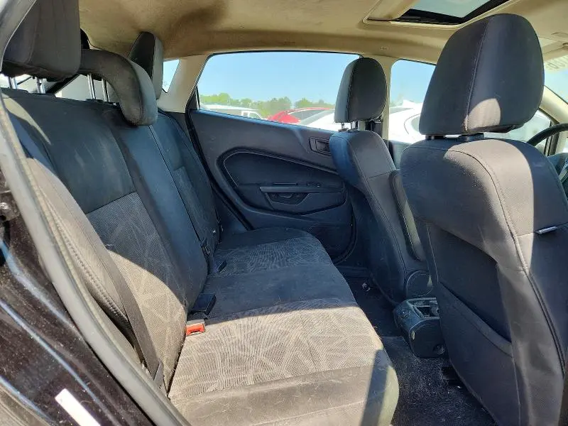 2013 FORD FIESTA SE  