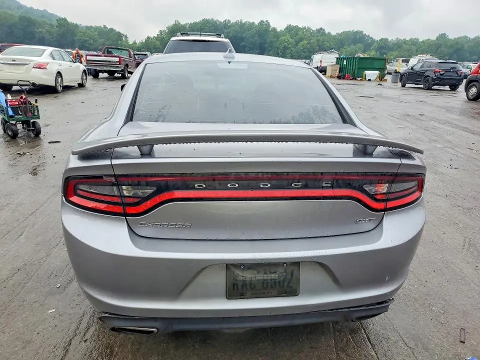 2016 DODGE CHARGER SXT  