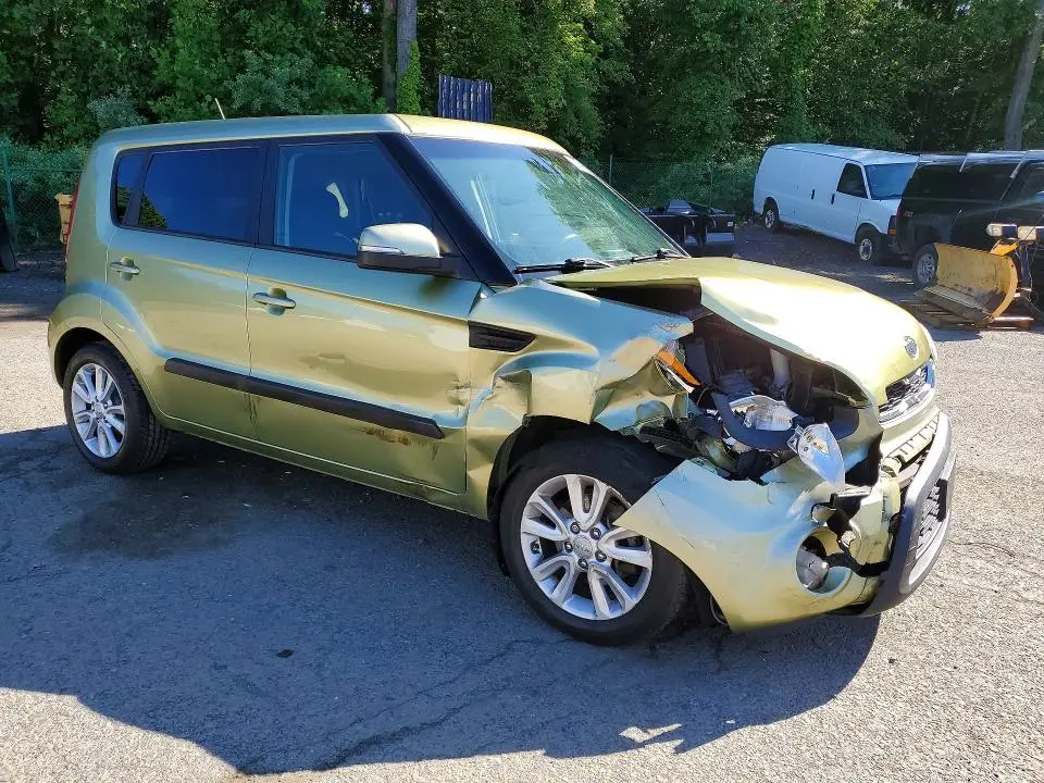 2012 KIA SOUL +  