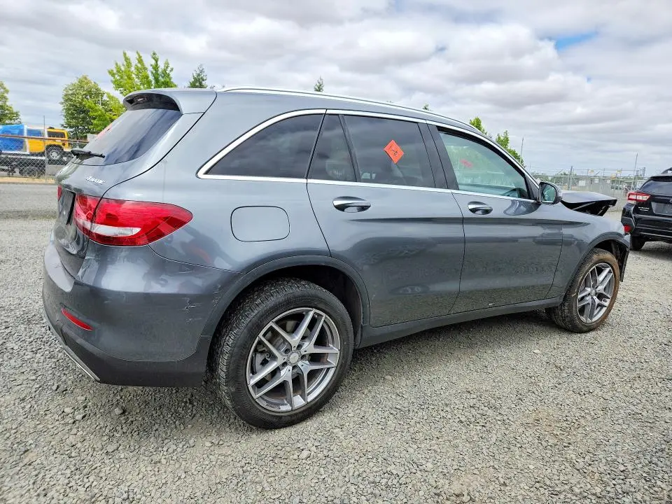 2016 MERCEDES-BENZ GLC 300 4MATIC  