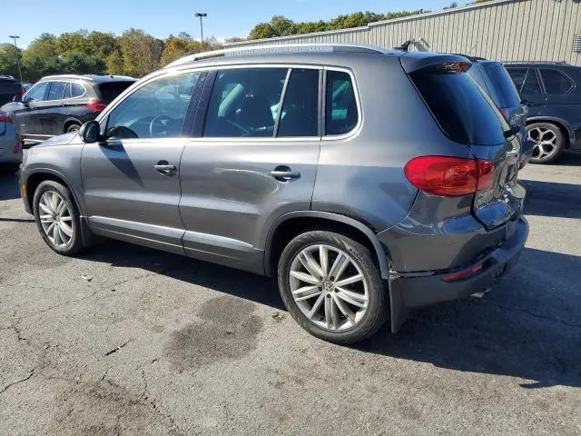 2016 VOLKSWAGEN TIGUAN S  