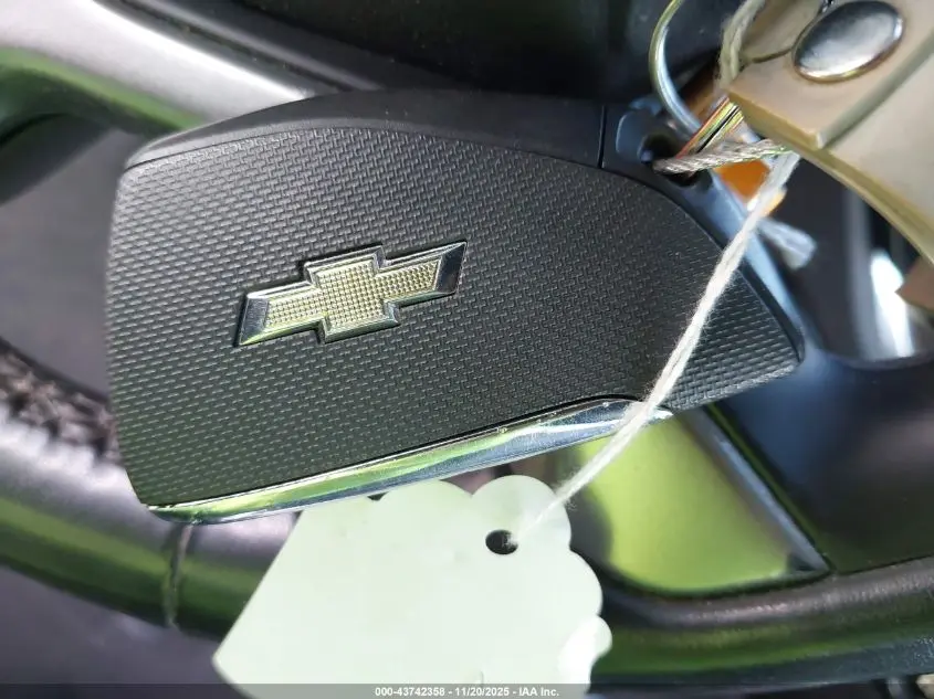 2024 CHEVROLET SILVERADO 1500 4WD  SHORT BED RST