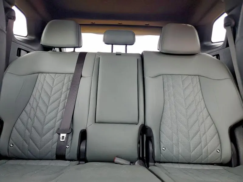 2023 KIA SPORTAGE X LINE  