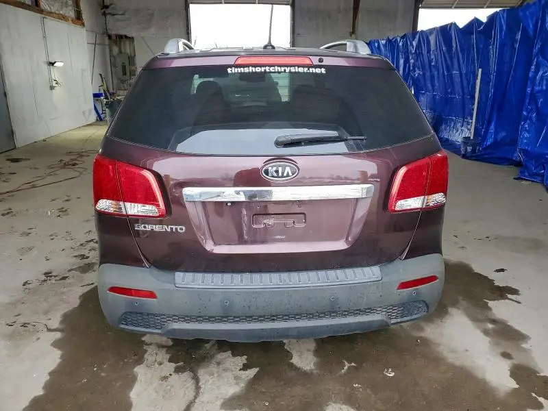 2011 KIA SORENTO BASE  