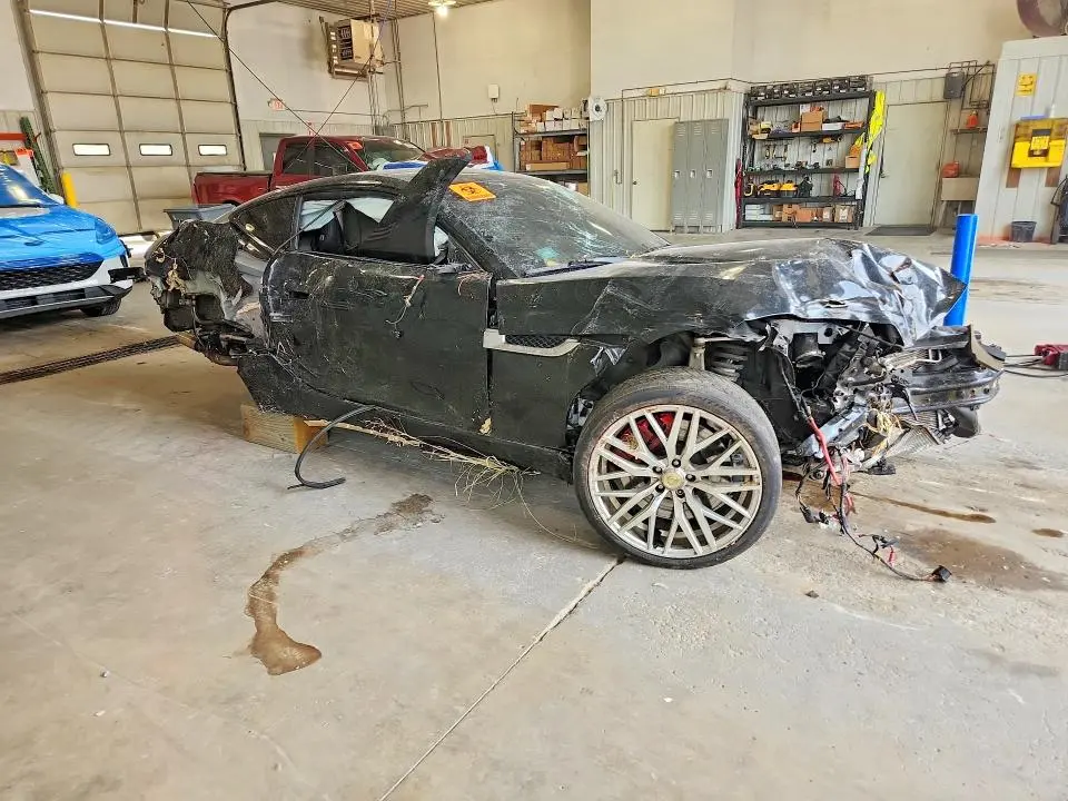 2015 JAGUAR F-TYPE   