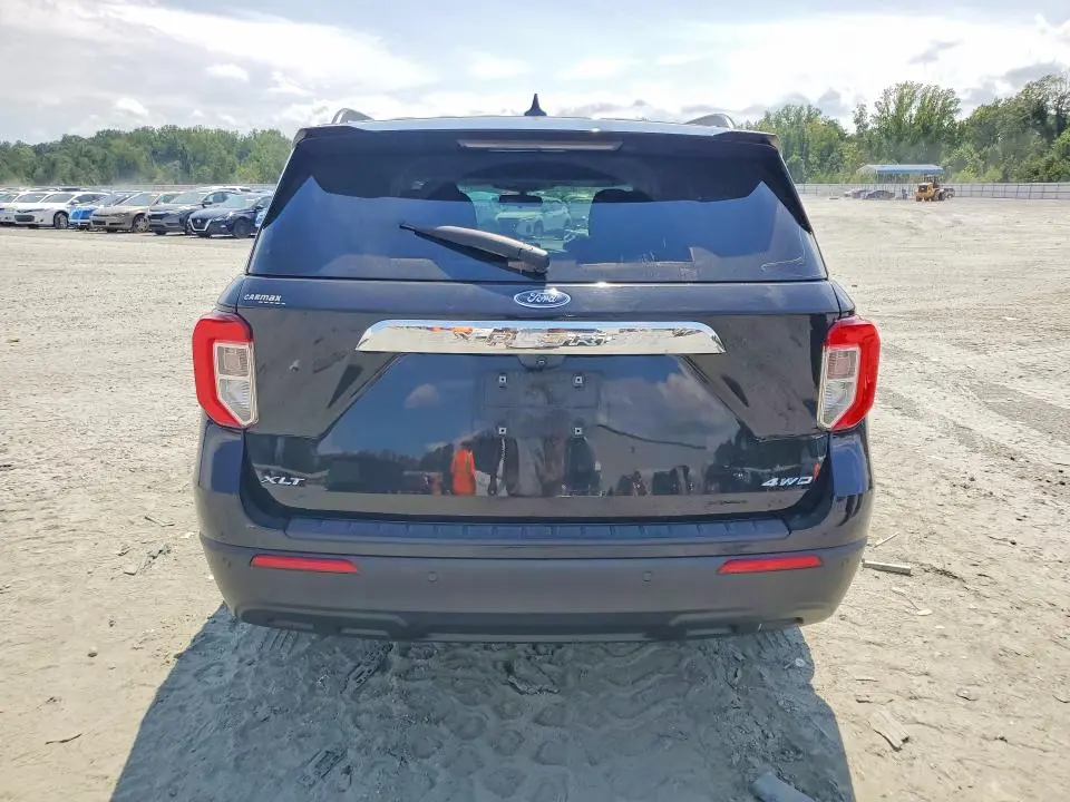 2021 FORD EXPLORER XLT  