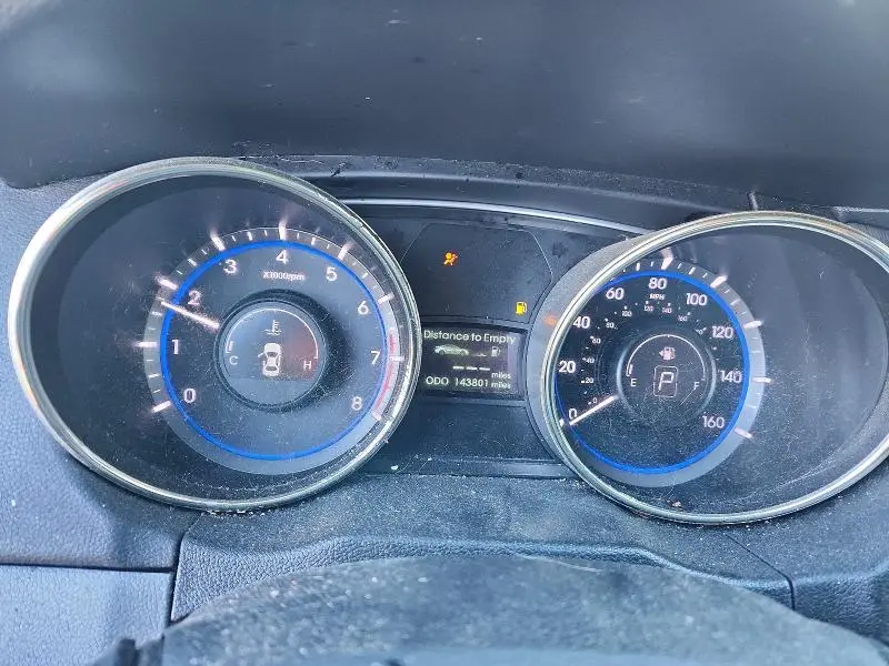 2012 HYUNDAI SONATA GLS  