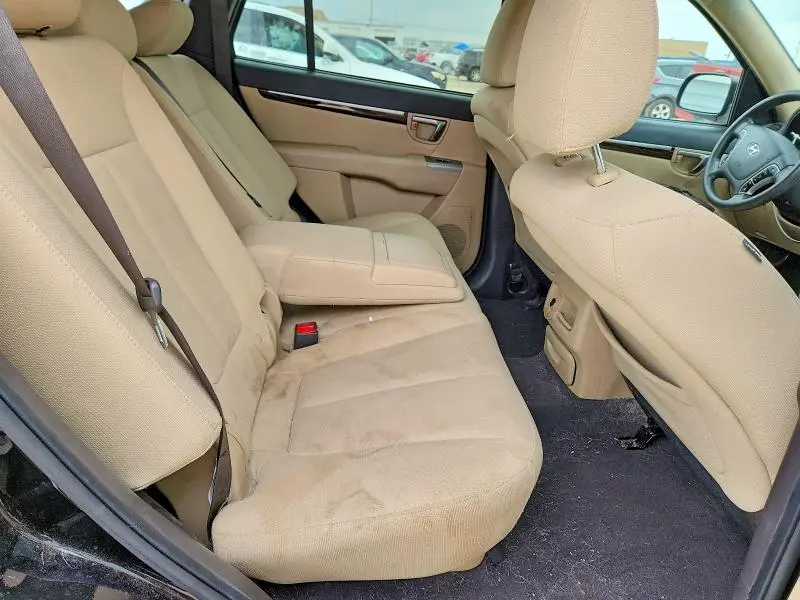 2012 HYUNDAI SANTA FE GLS  