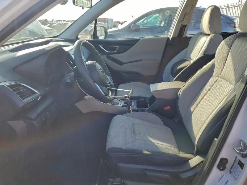 2021 SUBARU FORESTER   