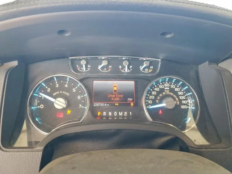 2011 FORD F150 SUPERCREW  