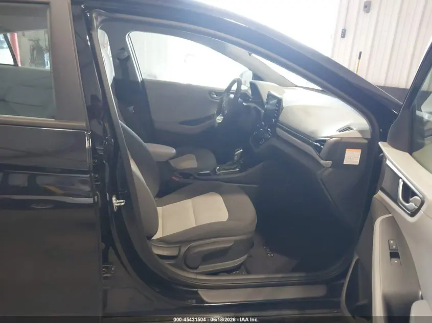 2020 HYUNDAI IONIQ HYBRID BLUE