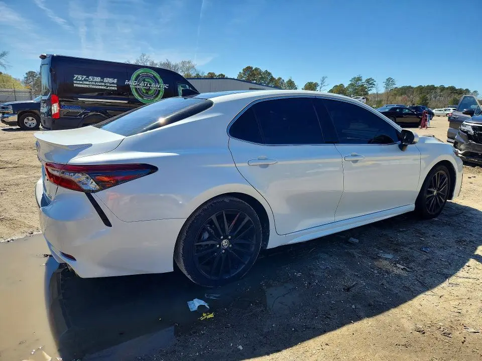 2023 TOYOTA CAMRY XSE  
